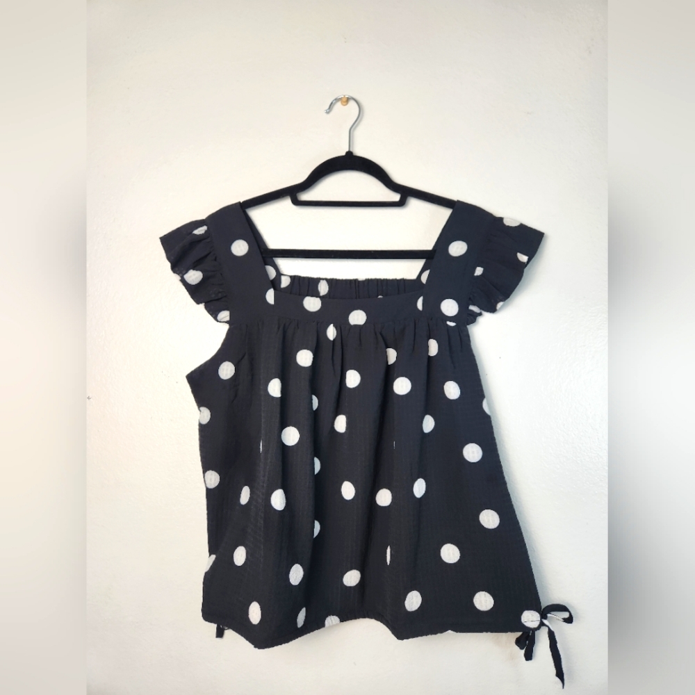 Scoop NYC Black and White Polka Dot Ruffle Sleeve Top
